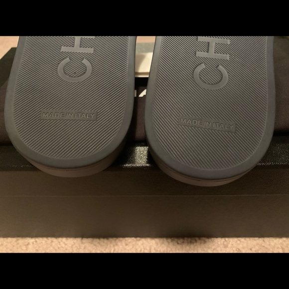 Chanel 19C Navy Blue Gold PVC Rubber CC Logo Slide - Picture 5 of 8